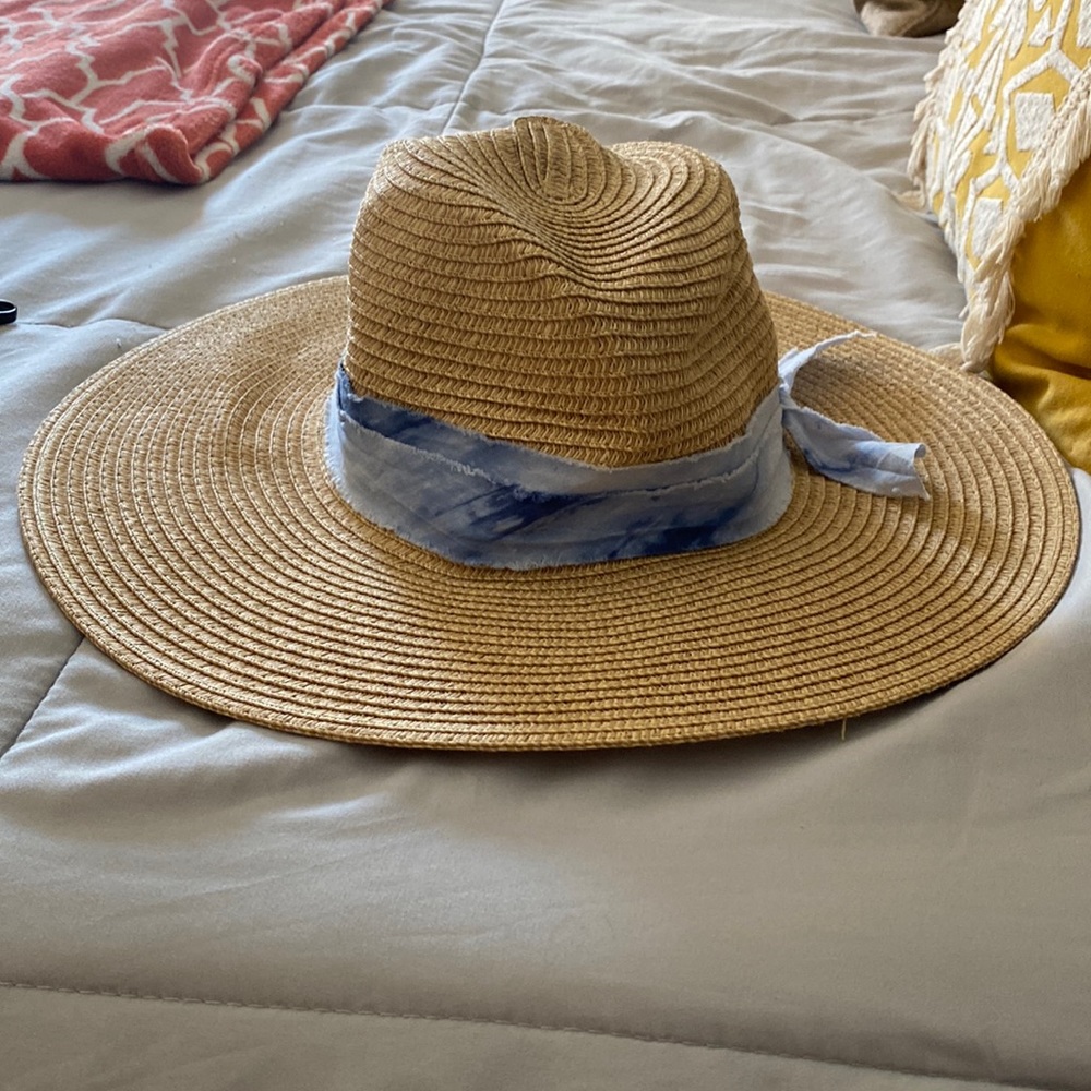 Beach hat
